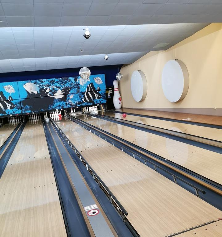 Hollywood Super Bowling München
